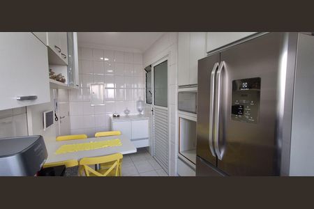 Apartamento à venda com 140m², 3 quartos e 2 vagasCozinha