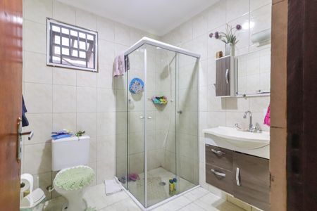 Casa para alugar com 180m², 4 quartos e 2 vagas Casa para alugar com 180m², 4 quartos e 2 vagasBanheiro 2