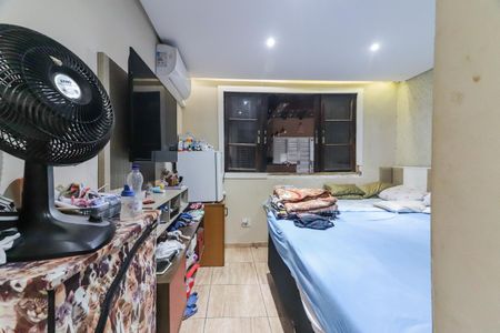 Casa para alugar com 180m², 4 quartos e 2 vagas Casa para alugar com 180m², 4 quartos e 2 vagasSuíte