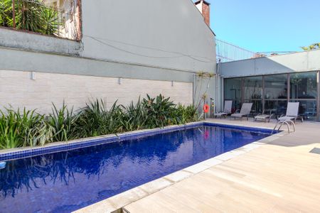Apartamento à venda com 94m², 3 quartos e 2 vagasÁrea comum - Piscina