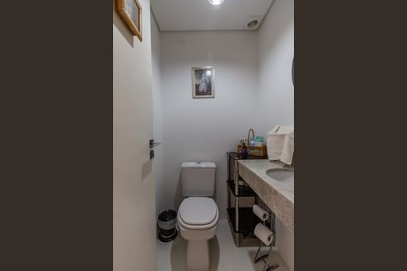 Lavabo de apartamento à venda com 3 quartos, 94m² em Jardim Isabel, Porto Alegre