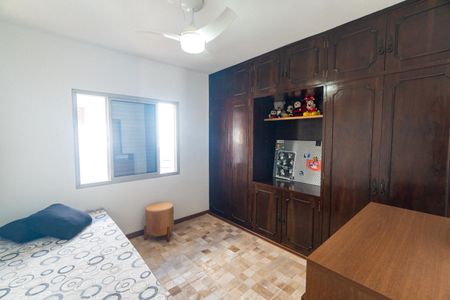 Casa à venda com 265m², 5 quartos e 2 vagas Casa à venda com 265m², 5 quartos e 2 vagasQuarto 1