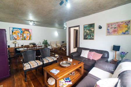 Sala de casa à venda com 5 quartos, 265m² em Planalto Paulista, São Paulo