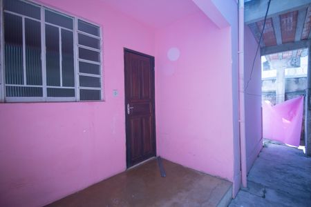 Casa para alugar com 60m², 2 quartos e 1 vaga Casa para alugar com 60m², 2 quartos e 1 vagaÁrea de Serviço