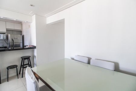 Apartamento para alugar com 74m², 2 quartos e 1 vagaSala