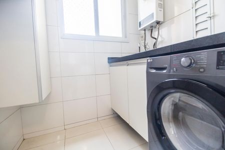 Apartamento para alugar com 74m², 2 quartos e 1 vagaÁrea de Serviço