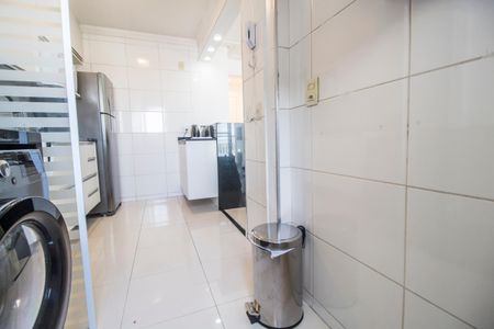 Apartamento para alugar com 74m², 2 quartos e 1 vagaÁrea de Serviço