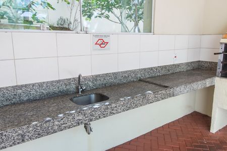 Apartamento para alugar com 74m², 2 quartos e 1 vagaÁrea gourmet