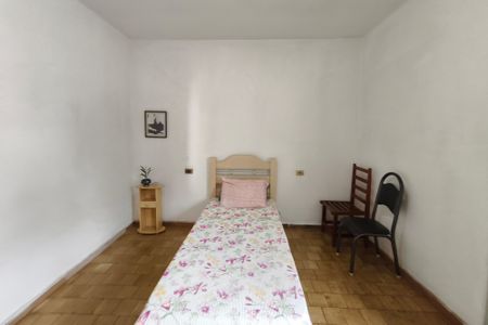 Casa à venda com 330m², 2 quartos e NaN vagas Casa à venda com 330m², 2 quartos e NaN vagasQuarto 1