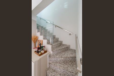 Escada de apartamento à venda com 3 quartos, 150m² em Nova Granada, Belo Horizonte