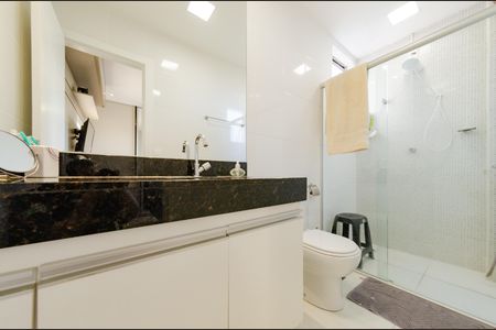 Apartamento à venda com 150m², 3 quartos e 3 vagasBanheiro suíte