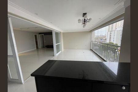 Apartamento à venda com 140m², 3 quartos e 2 vagas Apartamento à venda com 140m², 3 quartos e 2 vagasVaranda gourmet