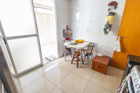 Apartamento à venda com 119m², 3 quartos e 2 vagasCozinha