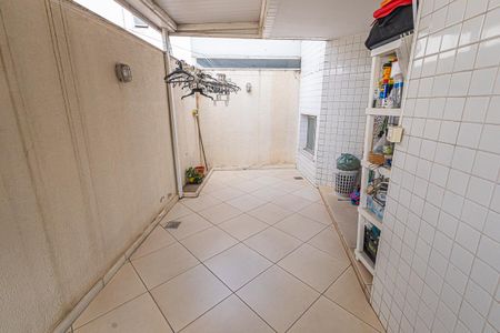 Apartamento à venda com 119m², 3 quartos e 2 vagasÁrea de Serviço