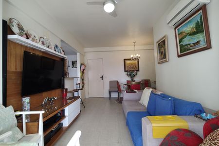 Apartamento à venda com 110m², 3 quartos e 2 vagas Apartamento à venda com 110m², 3 quartos e 2 vagasSala