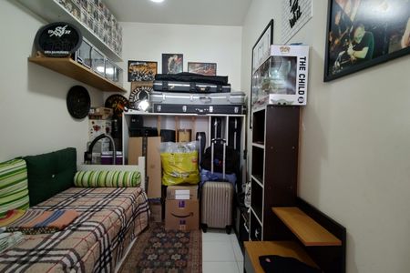 Apartamento à venda com 110m², 3 quartos e 2 vagas Apartamento à venda com 110m², 3 quartos e 2 vagasQuarto de Serviço