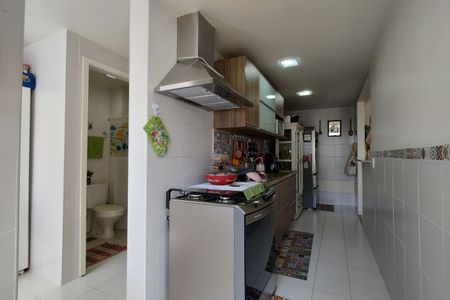 Apartamento à venda com 110m², 3 quartos e 2 vagas Apartamento à venda com 110m², 3 quartos e 2 vagasCozinha