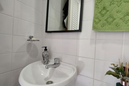 Apartamento à venda com 110m², 3 quartos e 2 vagas Apartamento à venda com 110m², 3 quartos e 2 vagasBanheiro de Serviço