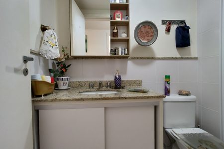 Apartamento à venda com 110m², 3 quartos e 2 vagas Apartamento à venda com 110m², 3 quartos e 2 vagasBanheiro Social