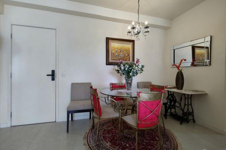 Apartamento à venda com 110m², 3 quartos e 2 vagas Apartamento à venda com 110m², 3 quartos e 2 vagasSala