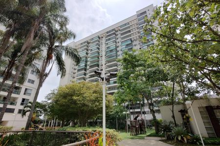 Apartamento à venda com 110m², 3 quartos e 2 vagas Apartamento à venda com 110m², 3 quartos e 2 vagasFachada