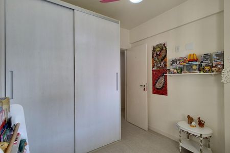 Apartamento à venda com 110m², 3 quartos e 2 vagas Apartamento à venda com 110m², 3 quartos e 2 vagasQuarto 1