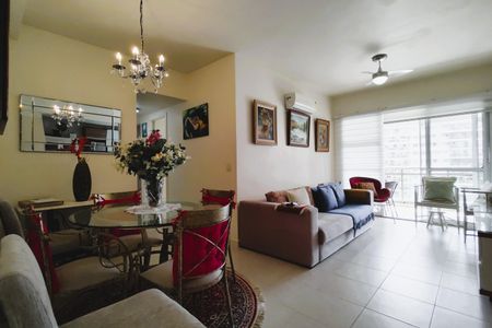 Sala de apartamento à venda com 3 quartos, 110m² em Barra Olímpica, Rio de Janeiro