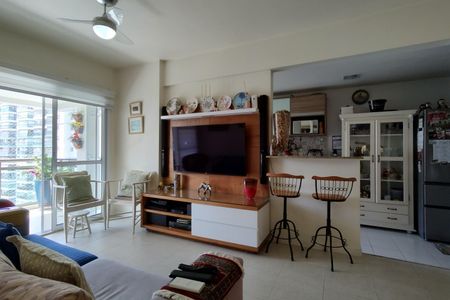 Apartamento à venda com 110m², 3 quartos e 2 vagas Apartamento à venda com 110m², 3 quartos e 2 vagasSala