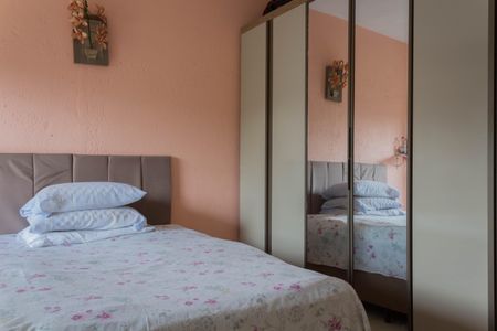 Casa à venda com 150m², 3 quartos e 2 vagasSuíte 1