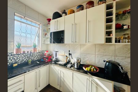 Apartamento à venda com 100m², 3 quartos e 1 vaga Apartamento à venda com 100m², 3 quartos e 1 vagaCozinha