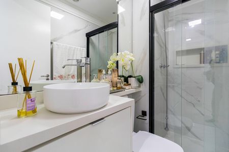 Apartamento para alugar com 49m², 2 quartos e 1 vaga Apartamento para alugar com 49m², 2 quartos e 1 vagaBanheiro
