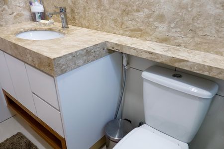 Apartamento à venda com 78m², 2 quartos e 1 vaga Apartamento à venda com 78m², 2 quartos e 1 vagaBanheiro