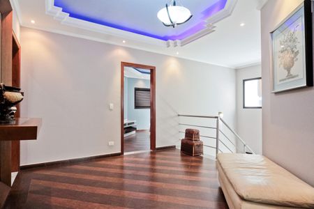 Casa à venda com 610m², 5 quartos e 10 vagasCorredor