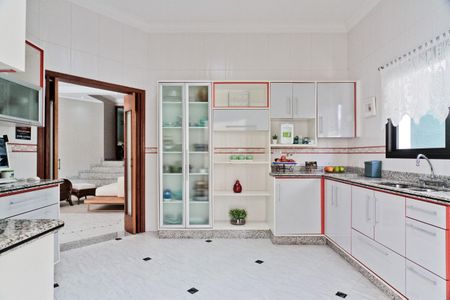 Casa à venda com 610m², 5 quartos e 10 vagasCozinha