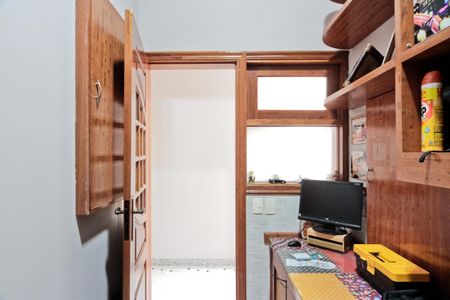 Casa à venda com 610m², 5 quartos e 10 vagasEscritório