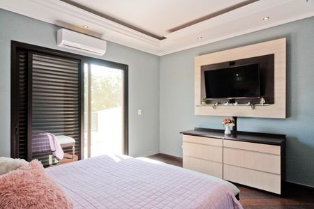 Casa à venda com 610m², 5 quartos e 10 vagasSuíte 2