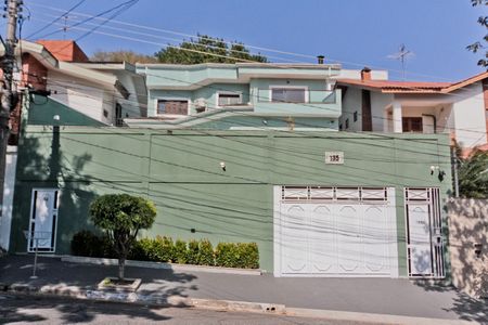 Casa à venda com 610m², 5 quartos e 10 vagasFachada