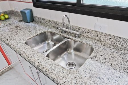 Casa à venda com 610m², 5 quartos e 10 vagasCozinha