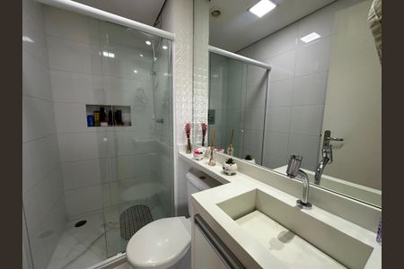 Apartamento à venda com 71m², 3 quartos e 1 vagaBanheiro Social
