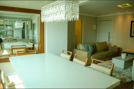 Apartamento para alugar com 60m², 1 quarto e 1 vaga Apartamento para alugar com 60m², 1 quarto e 1 vagaSala de Jantar