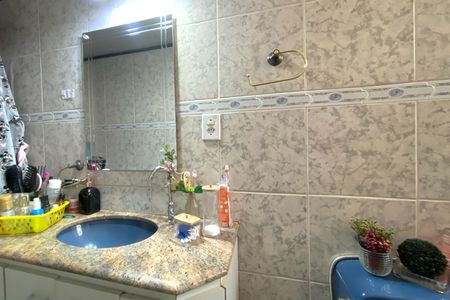 Apartamento à venda com 73m², 2 quartos e 1 vagaBanheiro