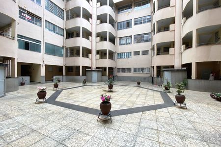 Apartamento à venda com 73m², 2 quartos e 1 vagaÁrea comum - Hall