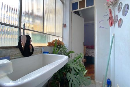 Apartamento à venda com 73m², 2 quartos e 1 vagaÁrea de Serviço