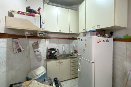 Apartamento à venda com 73m², 2 quartos e 1 vagaCozinha