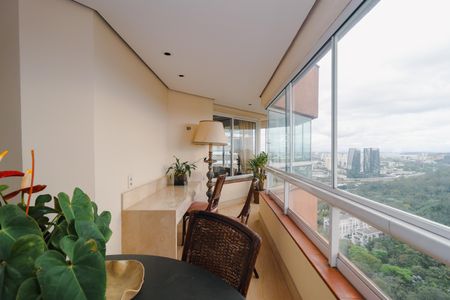 Apartamento para alugar com 364m², 4 quartos e 4 vagasVaranda da Sala