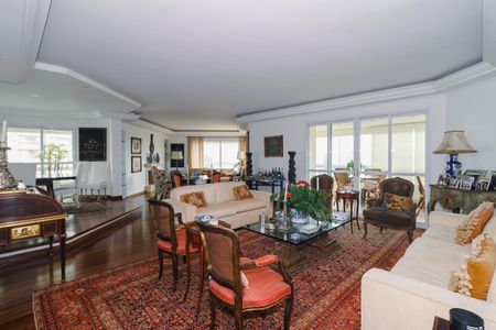 Apartamento para alugar com 364m², 4 quartos e 4 vagasSala