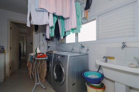 Apartamento para alugar com 364m², 4 quartos e 4 vagasÁrea de Serviço