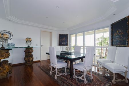 Apartamento para alugar com 364m², 4 quartos e 4 vagasSala