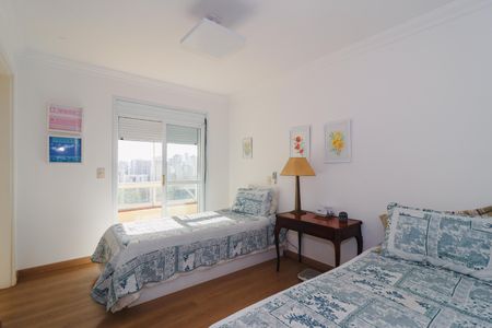 Apartamento para alugar com 364m², 4 quartos e 4 vagasSuíte 2