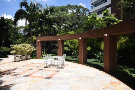 Apartamento para alugar com 364m², 4 quartos e 4 vagasÁrea comum